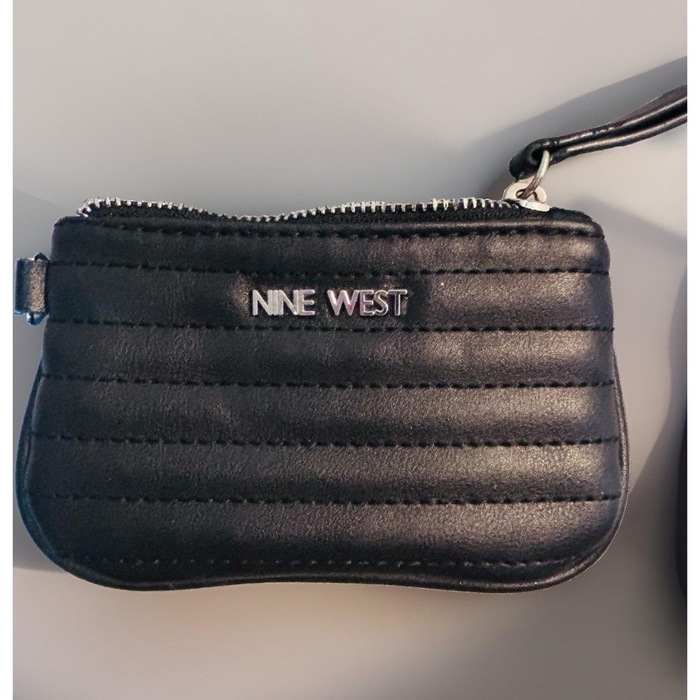 Nine West Women's Black Zip Coin Wallet Pouch Ribbed Solid Logo Silver Storage